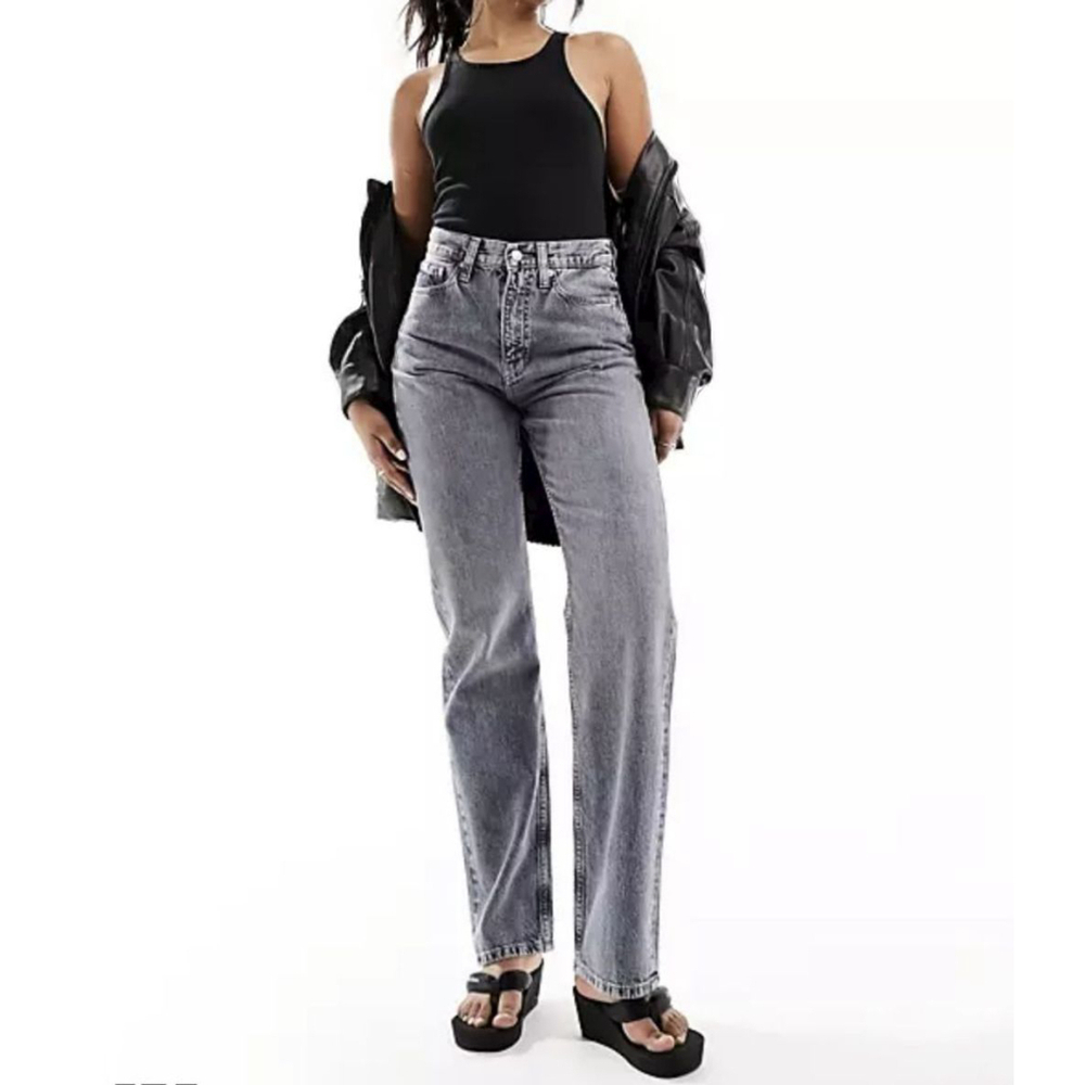 Women's Calvin Klein High Rise Straight Jeans - Gray - Size 32